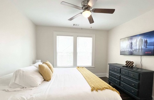 Sylvan Hills Other | Spacious 3BR/2BA Home with King-Sized Bed