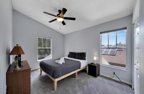 Tarpon Springs House | Spacious 3BR Family Home Near Sponge Docks