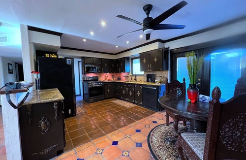Tubac House | Spacious 4-bedroom house with AC and WiFi in charming Tumacacori-Carmen
