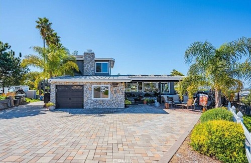 San Marcos House | Spacious 4 bedroom, 3 bath with playground!. Panoramic view, private and gated