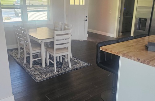 Edinboro House | Spacious 4-bedroom estate in lovely Edinboro . Walking distance to the lake.