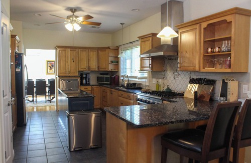 Thompson Ridge House | Spacious 4-bedroom house in lovely Pine Bush with WiFi, AC
