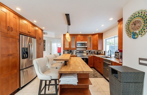 Provinces Master Community House | Spacious 4-bedroom house with WiFi and AC in fantastic Chandler