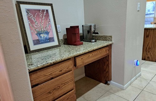 OST - South Union House | Spacious 4-bedroom house in Central Houston