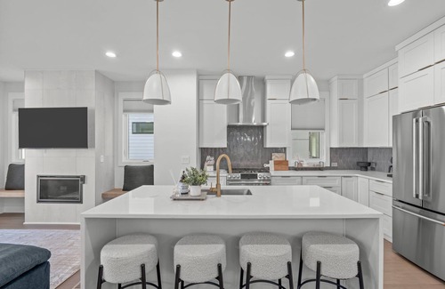 Downtown House | Spacious 4 Bedroom House in Charming Downtown Raleigh with Amazing Views!