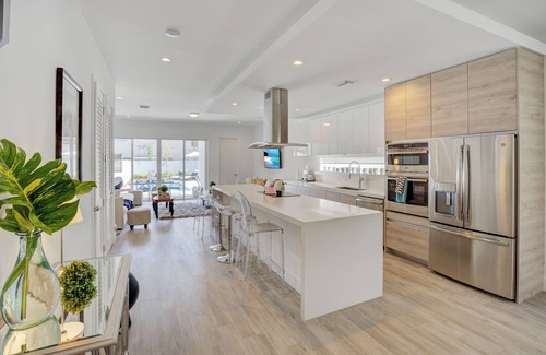 Coral Way House | Spacious 4-bedroom house in marvelous Miami + Pool