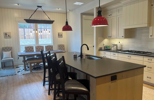 Nampa House | Spacious 4-bedroom house in lovely Nampa with AC, WiFi