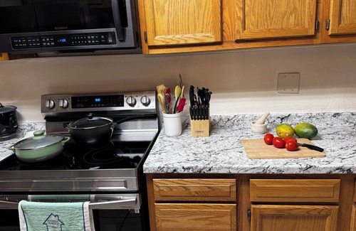 Tucson House | Spacious 4-bedroom house in charming Tucson with AC, WiFi