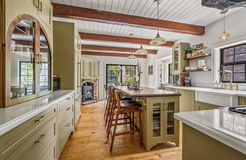 Mendocino House | Spacious 4 Bedroom Luxury Estate in Enchanting Mendocino Coast with Wi-Fi