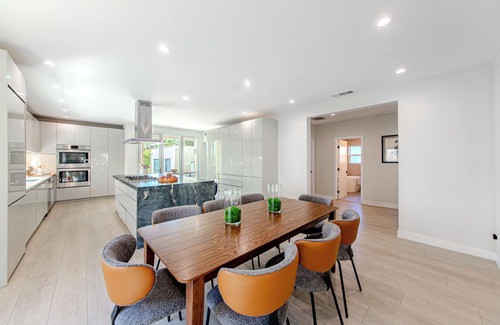 Fairfax District Villa | Spacious 4-bedroom villa in awesome Los Angeles
