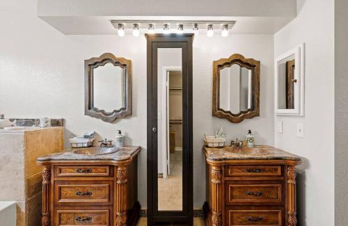 Lake Elsinore House | Spacious 4 BR with Heated Pool & SPA And Fire Pit