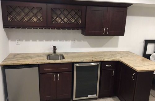 Point Breeze House | Spacious 4BD/3Bath, HUGE Rooftop deck and patio. Amazing Views!