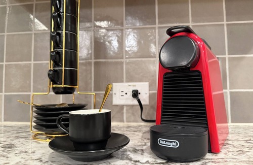 Buda House | Spacious 4BR Escape with Hot Tub, Laundry, and Pools in Buda.