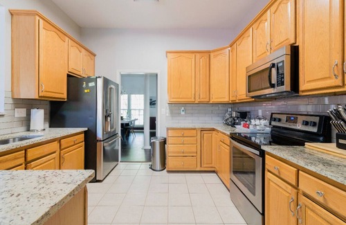 Charlotte House | Spacious 4BR Ranch with Private Pool and Sunroom - Near Charlotte