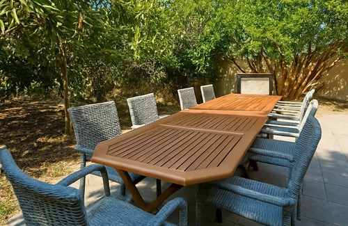 Heraklion House | Spacious 5-bedroom house in Heraklion with WiFi, AC