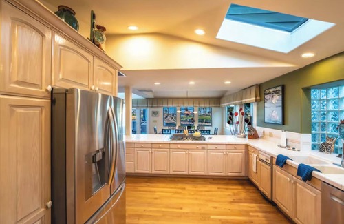 Oxnard Shores House | Spacious 5-bedroom house in serene Oxnard