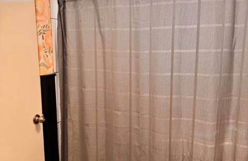 Magna House | Spacious 5-bedroom house within 15 mins of Salt Lake City airport