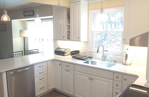 Southampton House | Spacious 5-bedroom house in Southampton. Location! Location! Location! Private