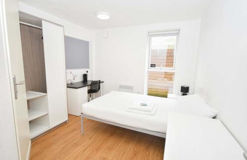 Liverpool Apartment | Spacious 6 Bedroom Apartment in Liverpool