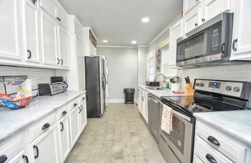 Atlanta House | Spacious 6BR Retreat – Near Downtown & Six Flags