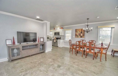 Atlanta House | Spacious 6BR Retreat – Near Downtown & Six Flags
