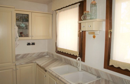 Oderzo Apartment | Spacious and bright apartment with garden in central area