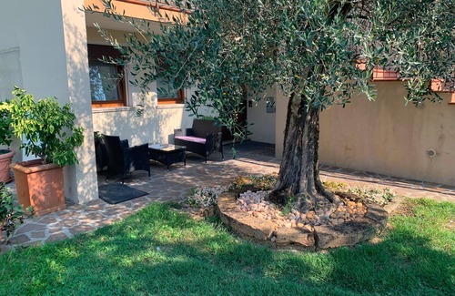 Oderzo Apartment | Spacious and bright apartment with garden in central area