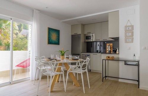 La Victoria Apartment | Spacious and Quiet apartment, FREE Parking