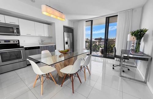 Bay Harbor Islands Apartment | Spacious and Comfortable Skyline 1BD Apt | Balcony, Kitchen and Daily Housekeeping