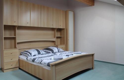 Boddin Apartment | Spacious Apartment in Boddin with Garden