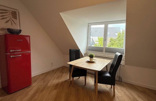 Rhein-Erft-Kreis District Apartment | Spacious apartment on Pulheim's market square (up to 6 people)