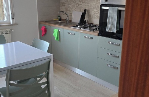 Bolsena Apartment | Spacious appartment with AC. Walking distance to castle and to Bolsena Lake.