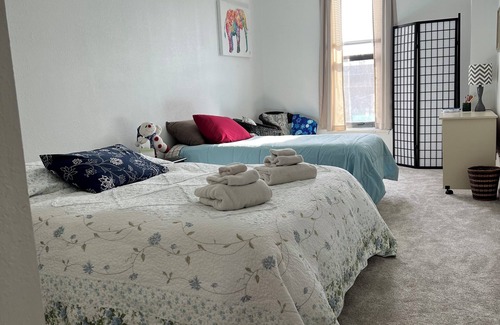 Milan Apartment | Spacious Apt in Vibrant Downtown Milan Michigan, Between Ann Arbor and Detroit