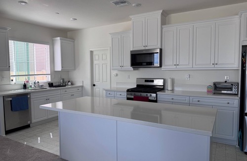 Riverside House | Spacious Bright New Build - 2 Bedrooms - All to Yourself