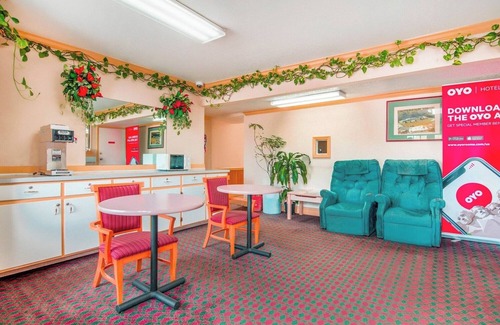Durham Hotel | Spacious & Budget-Friendly Room w/Free Parking Near Trails & Parks