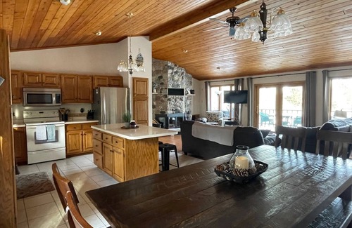 Wautoma Cabin | Spacious cabin on tranquil lake with kayaking, fishing. Arcade games, pool table