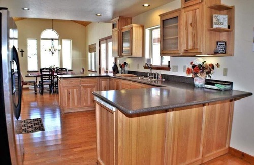 Bayfield Cabin | Spacious Cabin Right on Vallecito Creek with Gorgeous Views