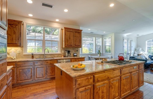 Novato House | Spacious California Escape with Patio, Near Beaches!