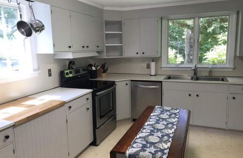 West Barnstable House | Spacious Cape Home close to Barnstable Village