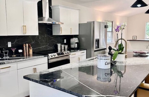 Cedar Park House | Spacious Cedar Park Retreat | Backyard Oasis