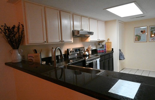 Brownsville Condo | Spacious Condo with game room, office and large kitchen. 5 min. to Sunrise Mall!