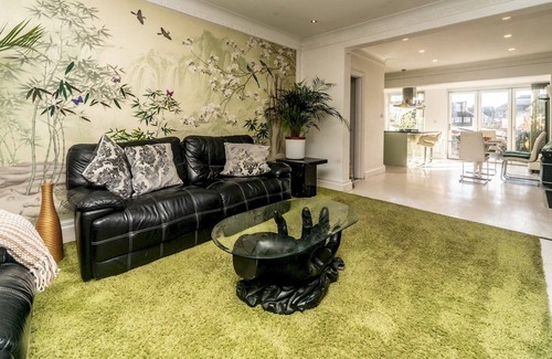 New Eltham House | Spacious Cosy Home Minutes From Central London Pass the Keys