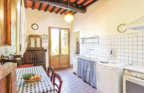 Forcoli House | Spacious country house, partially furnished with antique furniture, offering a friendly and welcomin