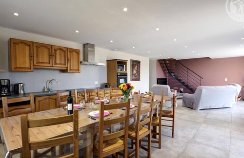 Panissieres Cottage | Spacious countryside lodge with large terrace and fiber, near Panissières