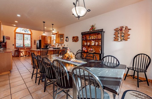 McHenry House | Spacious Deep Creek Stay w/Rustic Charm