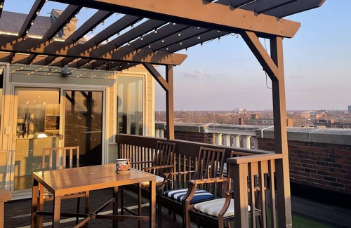Downtown Indianapolis Apartment | Spacious Downtown Penthouse with Rooftop Terrace