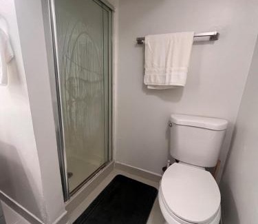 Fair Haven Heights Apartment | Spacious Family-friendly Apartment