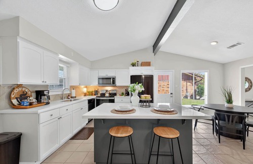 La Porte House | Spacious Family Home BBQ and Outdoor Area