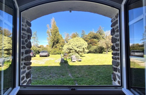 Saint-Remy-des-Landes House | Spacious Family Home Near the Sea