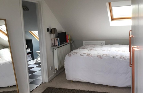 Mortlake House | Spacious family home SW14
